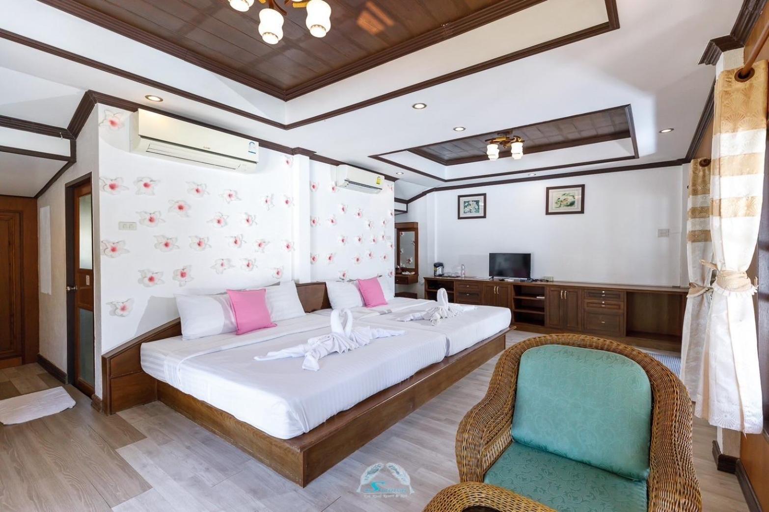Suanya Kohkood Resort And Spa Ko Kut Exterior photo