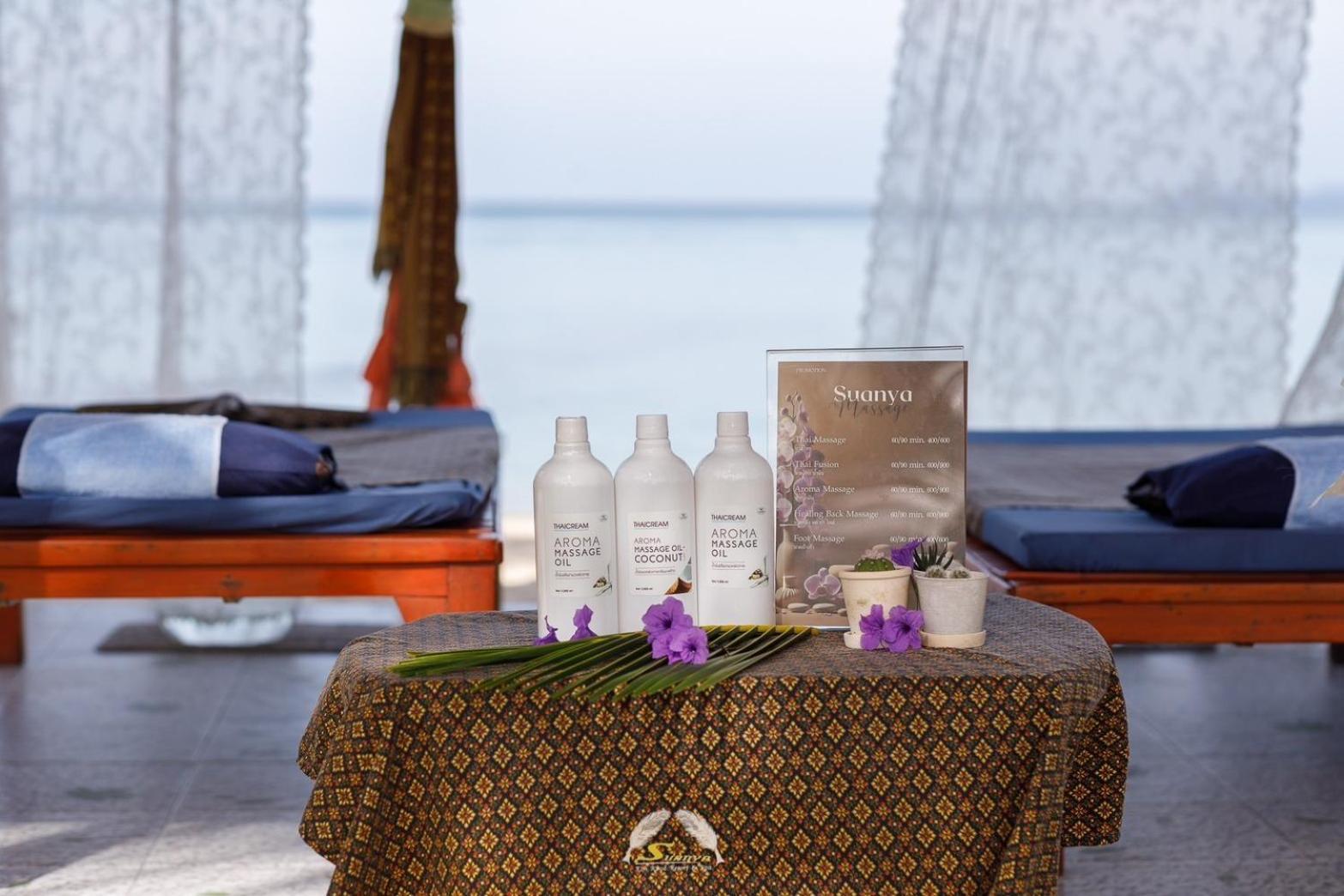 Suanya Kohkood Resort And Spa Ko Kut Exterior photo