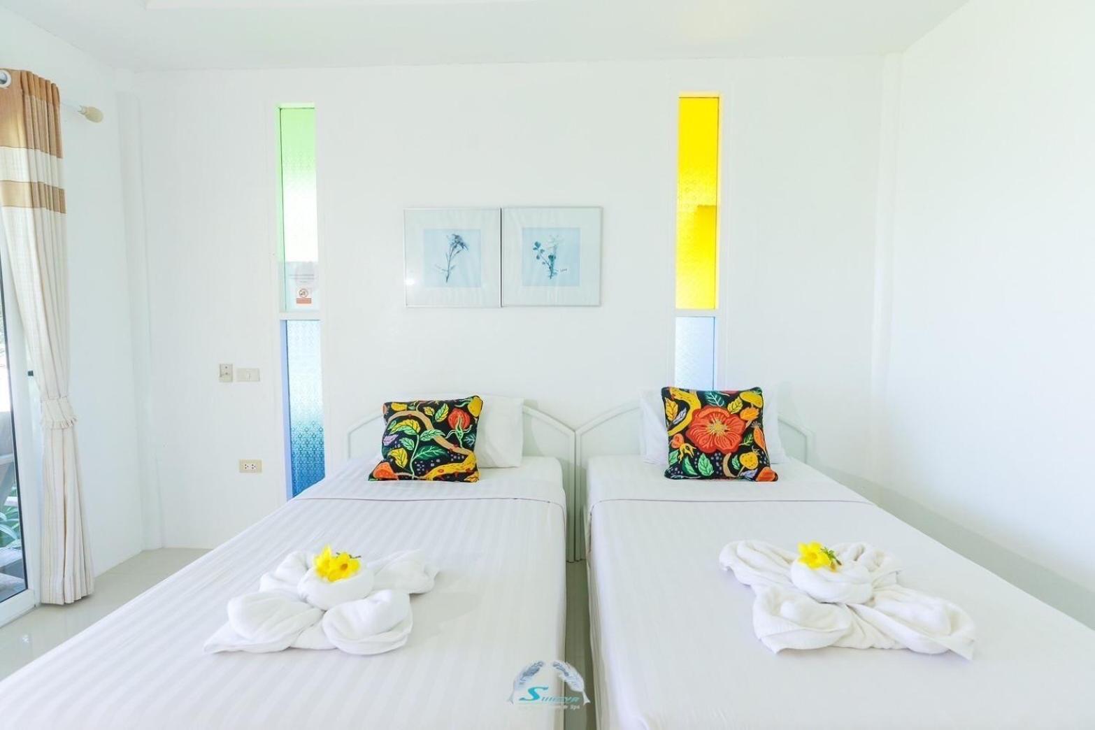 Suanya Kohkood Resort And Spa Ko Kut Exterior photo